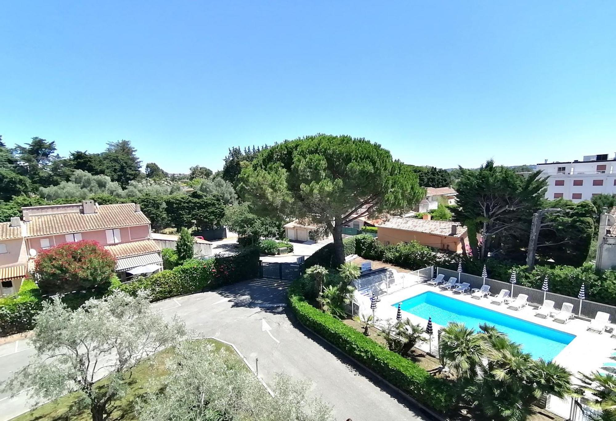 Aparthotel Eden Azur Golfe-Juan Zimmer foto