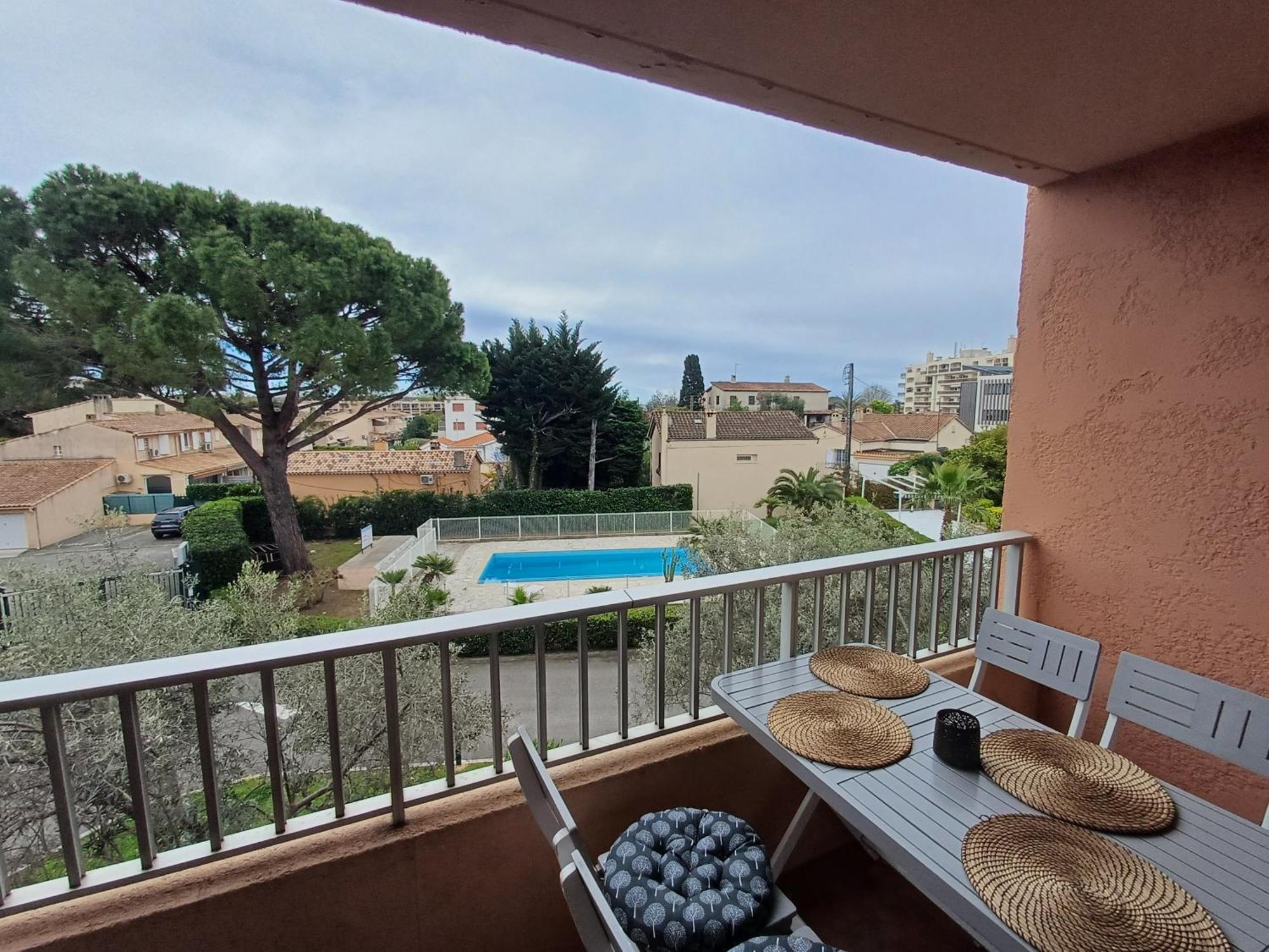 Aparthotel Eden Azur Golfe-Juan Zimmer foto